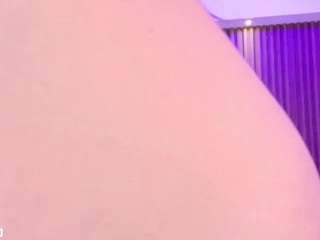 lucySmith7 on webcam for live free nude chat now