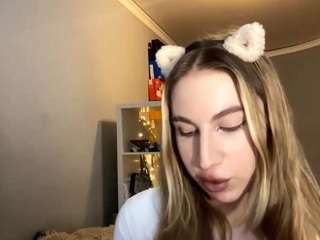 LudivinaObrein on webcam for live free nude chat now