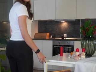 MikkiLoguidice on webcam for live free nude chat now