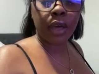 MzTina on webcam for live free nude chat now