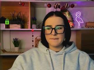 nadin-ni on webcam for live free nude chat now