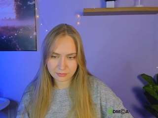 naya-dream on webcam for live free nude chat now