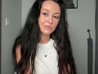 NganTester on webcam for live free nude chat now