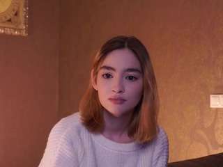 SadeSurrey on webcam for live free nude chat now