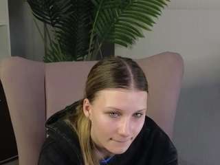 VanesaBreden on webcam for live free nude chat now