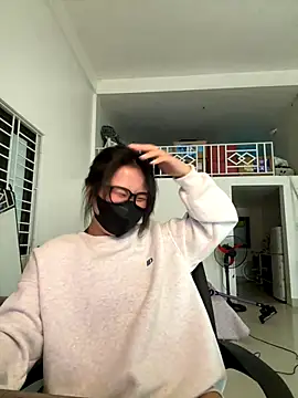 Vn___CUA naked in live sex video chat