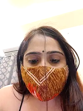 WhistledCutup naked in live sex video chat