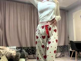 YasminAllen on webcam for live free nude chat now