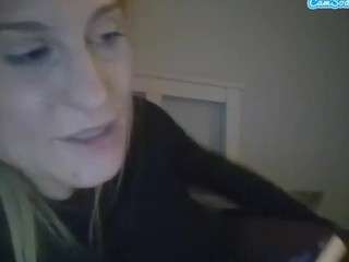 amberboo96 on webcam for live free nude chat now