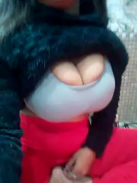 Ayesha_khan0 naked in live sex video chat