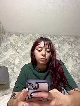 CamiTeaseX_ naked in live sex video chat