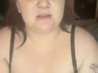 curvyychloee on webcam for live free nude chat now