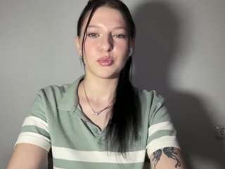 DoriJuell on webcam for live free nude chat now