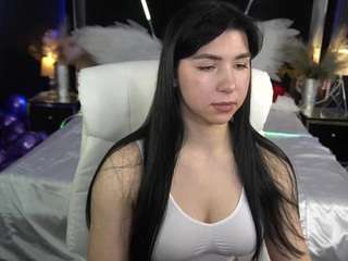EmilyCandyS on webcam for live free nude chat now