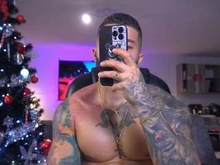 FrankFarrell on webcam for live free nude chat now