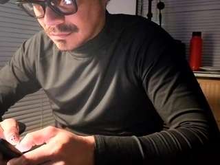 Georgeluna on webcam for live free nude chat now
