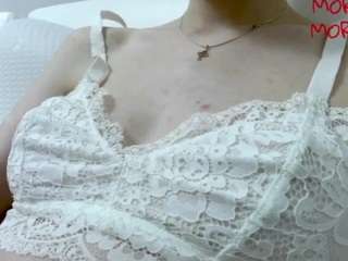 IsidoraEsther on webcam for live free nude chat now