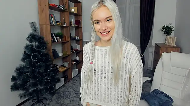 KristalCrowner naked in live sex video chat