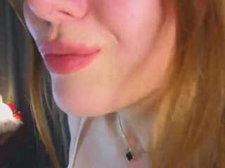 KristiGroune on webcam for live free nude chat now