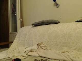 larahotr on webcam for live free nude chat now