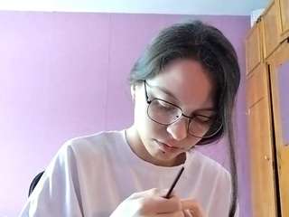 LorrieDemerson on webcam for live free nude chat now