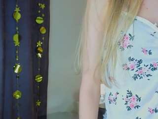 LunaTemptress on webcam for live free nude chat now