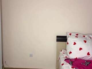 MagalyBilis on webcam for live free nude chat now