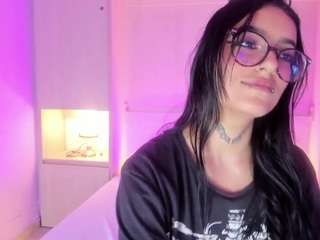 MiaTurnner on webcam for live free nude chat now