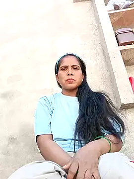 Shreya_pandit naked in live sex video chat