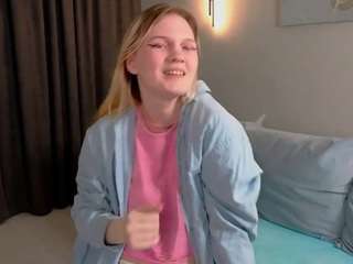 TiffanyWashin on webcam for live free nude chat now
