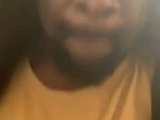 toniegeeme35 on webcam for live free nude chat now
