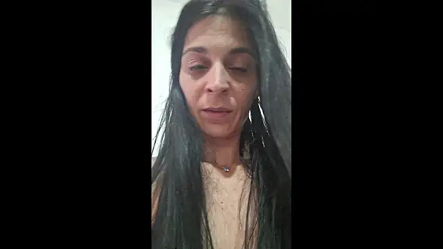 Viola43 naked in live sex video chat