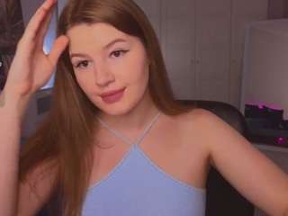 yourfrida on webcam for live free nude chat now