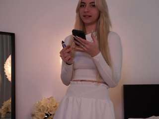 YukiKim on webcam for live free nude chat now