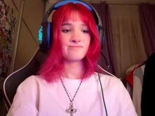 Yunko on webcam for live free nude chat now