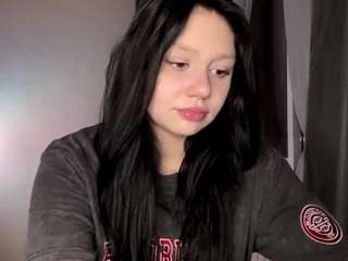AlisiaMoceri on webcam for live free nude chat now