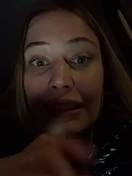 blonde_exe naked in live sex video chat