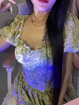Bonne_wet naked in live sex video chat