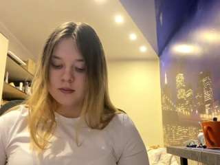 IdaFripp on webcam for live free nude chat now