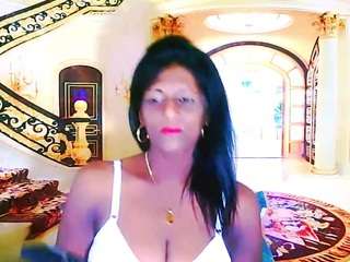 IndianPeaches69 on webcam for live free nude chat now