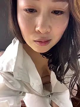 kate-kaixin naked in live sex video chat