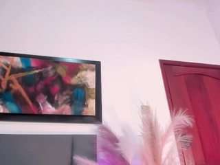 KeimyWildee on webcam for live free nude chat now