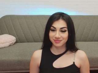 Kira-West on webcam for live free nude chat now