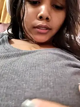 Mikasha88 naked in live sex video chat