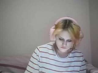 MyrtleBeecher on webcam for live free nude chat now
