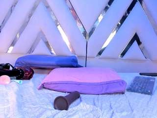 NallyMax1 on webcam for live free nude chat now