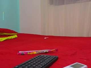 Paulina-Sodi on webcam for live free nude chat now