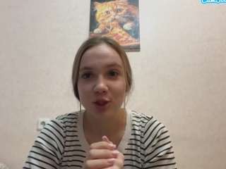 RinaBellari on webcam for live free nude chat now