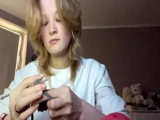 SandraAllamong on webcam for live free nude chat now