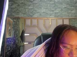 SharaOz01 on webcam for live free nude chat now